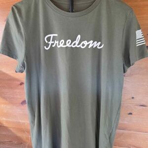Under Armour Freedom T-Shirt Large Olive Green